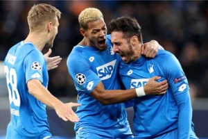  霍芬海姆攻防转换如潮涌般击溃德甲对手防线